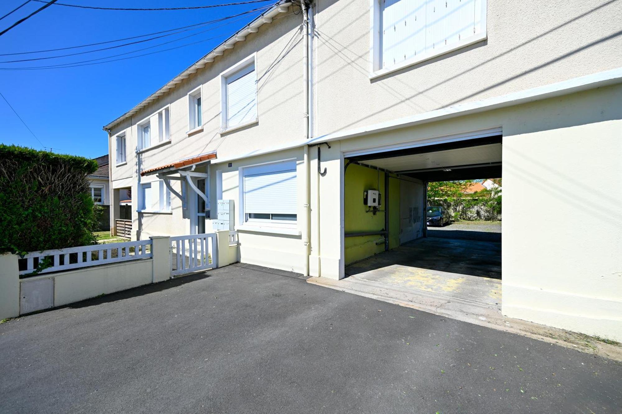 L'Ange Bleu - Appt A 25 Min Du Puy Du Fou Apartment Cholet Ngoại thất bức ảnh